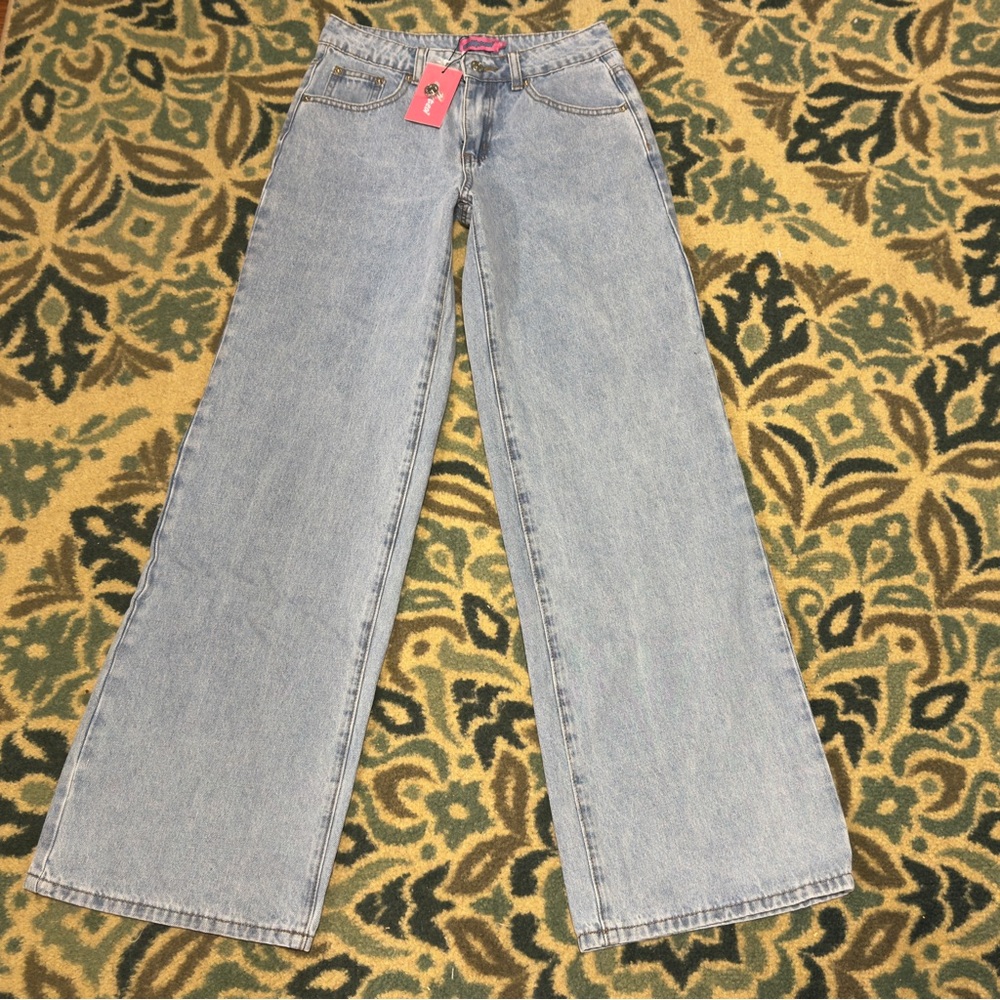 NWT Women’s Urban Outfitters Edikted Light Low Rise Wide Leg Jeans XS 26 x 32